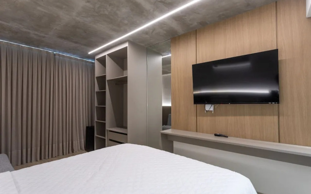 Setai Yacht By Day by Day