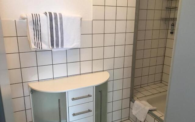 Apartmenthaus Zentrum Komfort Apartments mit Miniküchen verschiedener Größen