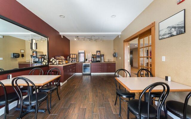 Red Roof Inn St Louis - Troy, IL