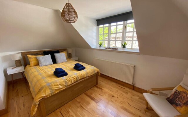 Charming Barn Conversion on Private Estate