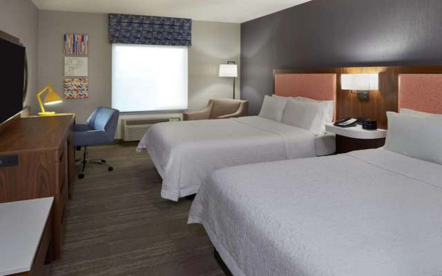 Hampton Inn & Suites by Hilton Montreal-Dorval