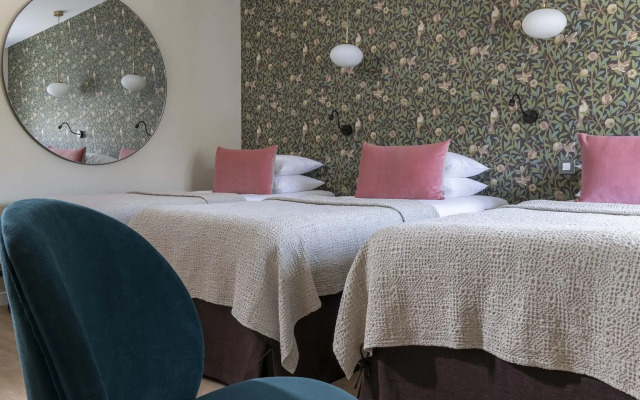 Le Petit Beaumarchais Hotel & Spa