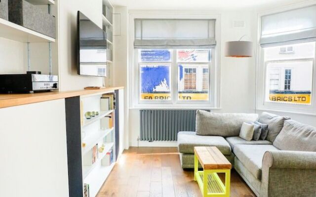 Airy Modern 1 Bed Apartment in Shoreditch