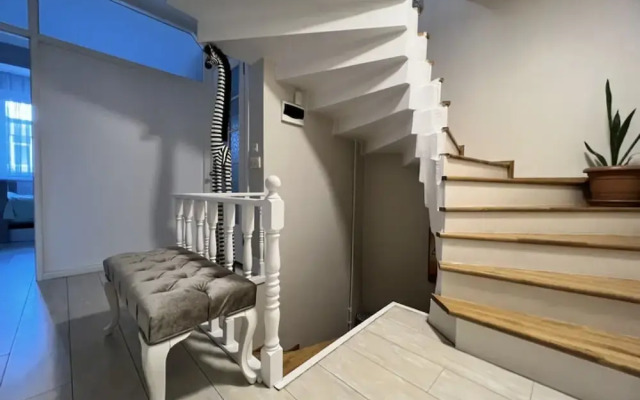 Sleek Flat Close to Osmanbey Metro Station