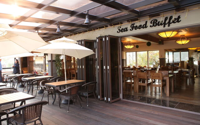 Hansan Marina Hotel & Resort