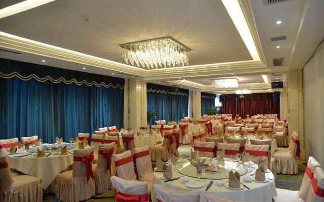 Xin A Dan Yuan Optics Valley International Hotel