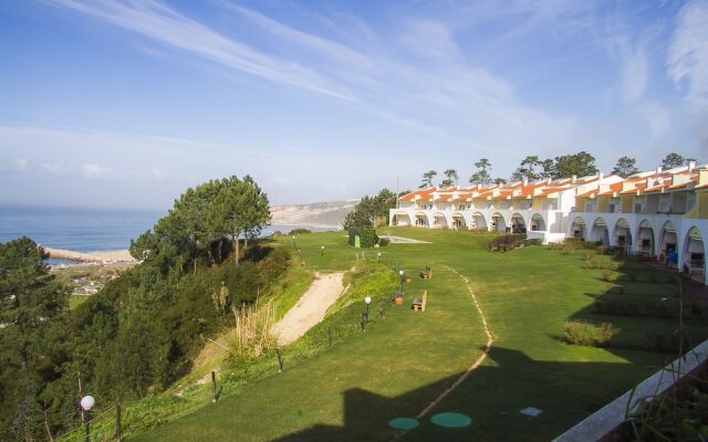 Liiiving in Nazare - Bay View Villas