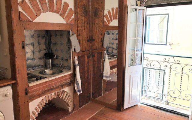 Typical studio in great location Tram 28