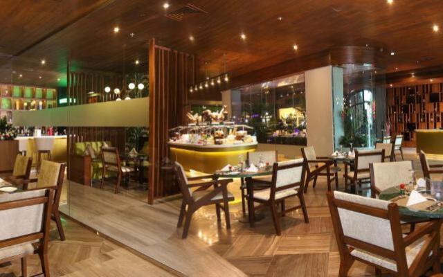Park Regis Lotus Hotel