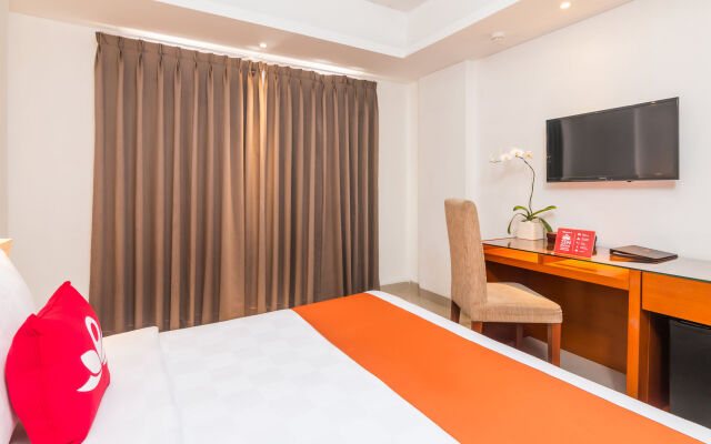 ZEN Rooms Benesari 5 Legian Kuta