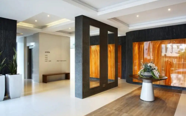 Opera Exclusive Studio
