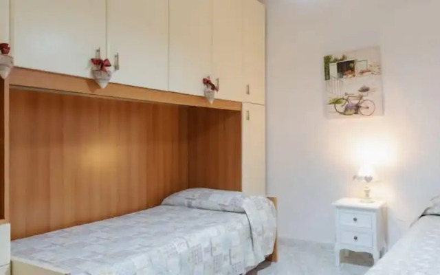 Bright Apartment with Terrace