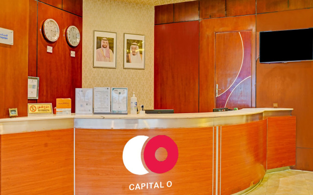 Capital O 596 Garden Palace Hotel