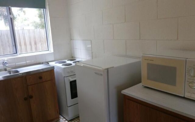 Aberdeen Court Apartments