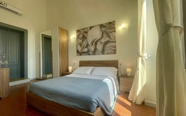 Onlyrooms V - Central & Train Station