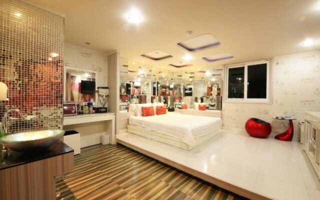 J Boutique Hotel Mg Stay