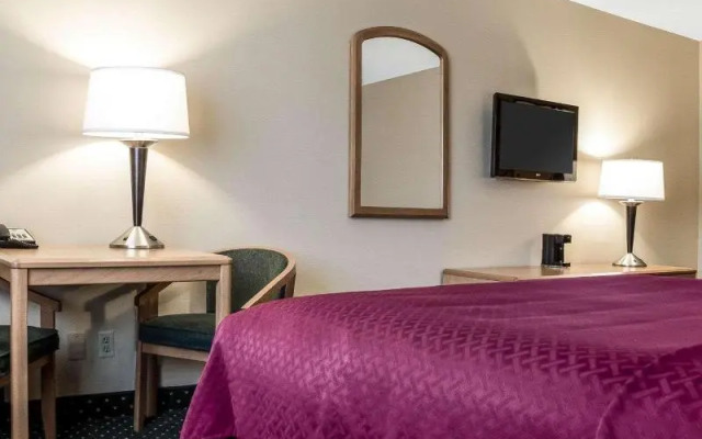 Quality Inn East