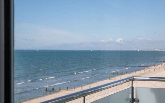 Beachfront Apartment With Panoramic Sea Views