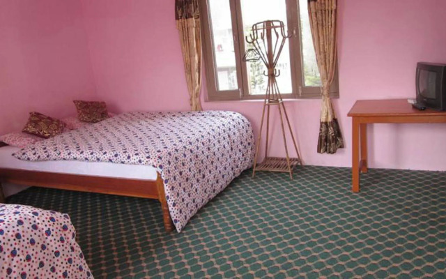 Hotel Lotus Inn