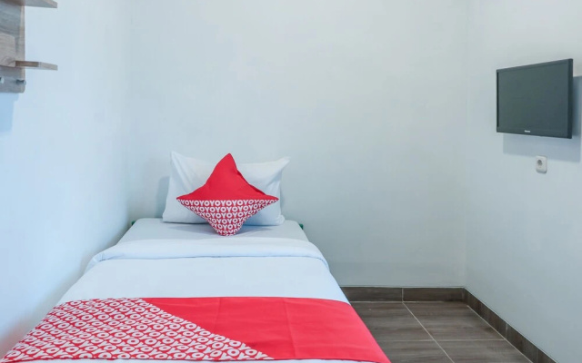 Oyo 488 Tekno Residence