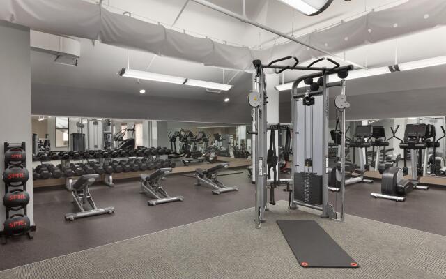 Crowne Plaza College Park - Washington DC by IHG