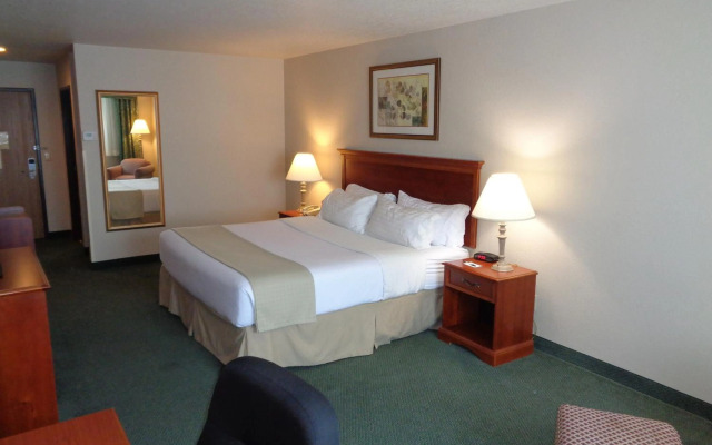 Country Inn & Suites by Radisson, Sidney, NE