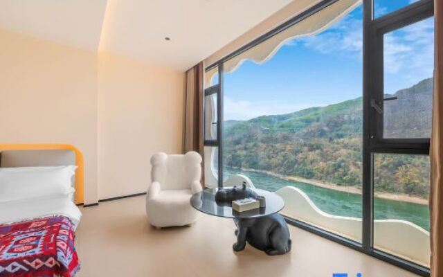 Xishuangbanna Yunqi Yisu Jiangjing Hotel