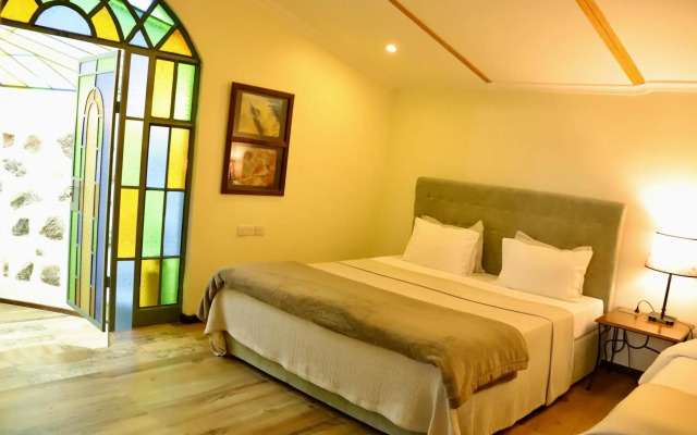 Pink Flamingo Boutique Hotel
