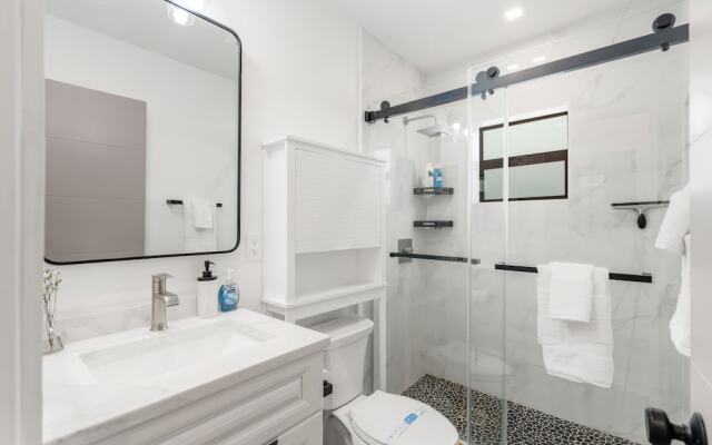Lauderdale 1 Bedroom Lux by Opus