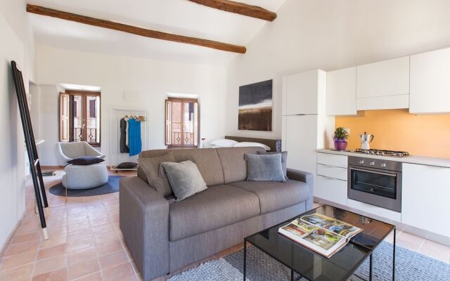 Rome Accommodation - Margana II