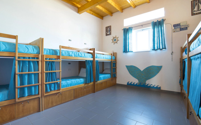 Sagres Sun Stay - Surf Camp & Hostel