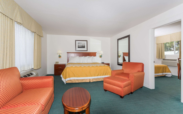 Days Inn by Wyndham Kimball