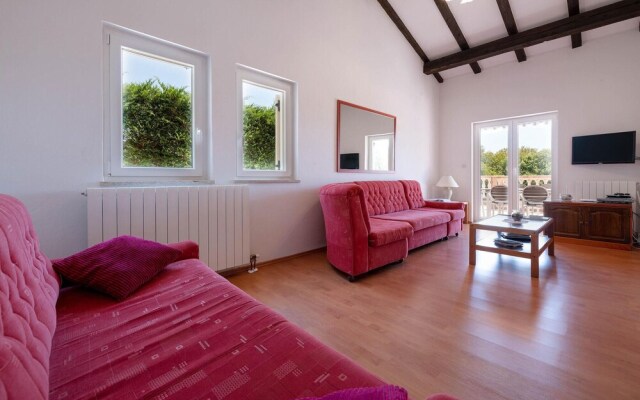 Beautiful Home in Vinez With Wifi and 3 Bedrooms