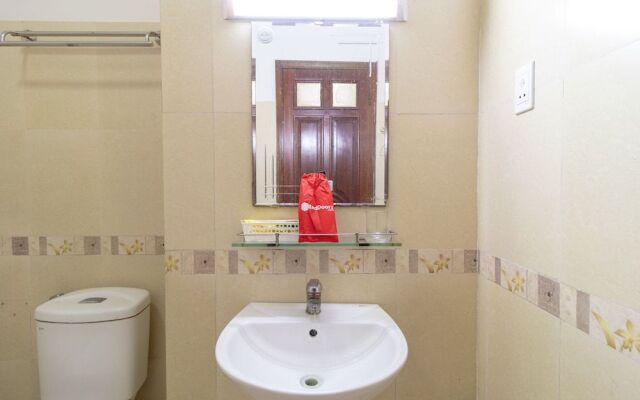 RedDoorz near Tan Huong Market 2