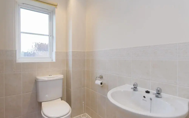 5 Rosebay Gardens