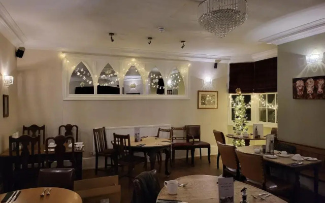 The Manifold Inn