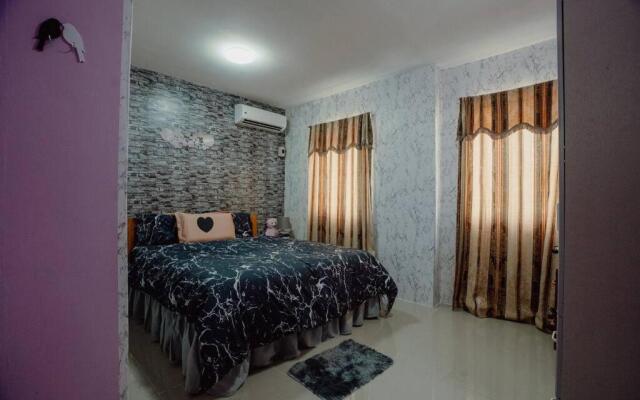 Beautiful 2-Bedroom Townhouse in Panglao Island