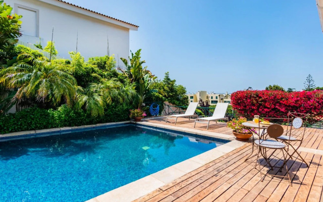 Estoril Riviera Apartments