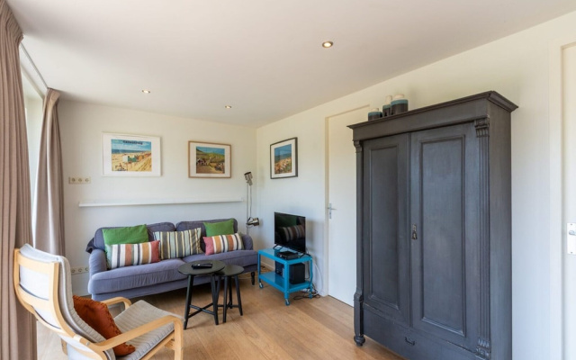 Bungalow in Callantsoog Near Sandy Beaches