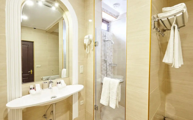 Hotel Antique Resorts
