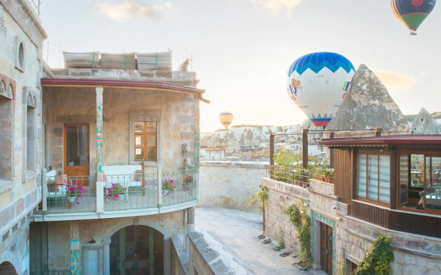 Terra Cave Hotel
