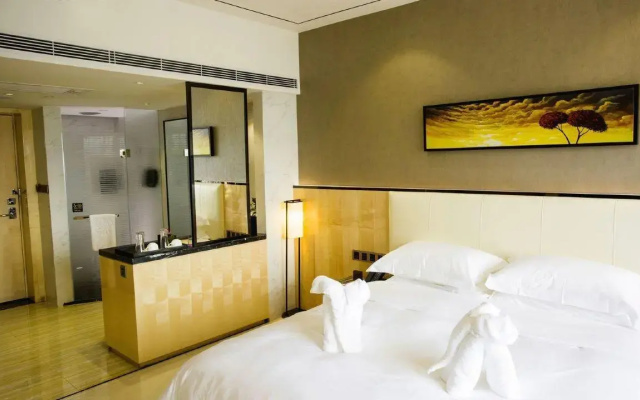 Lori Star Hotel