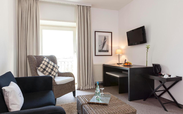 Hotel Dieksee - Collection by Ligula