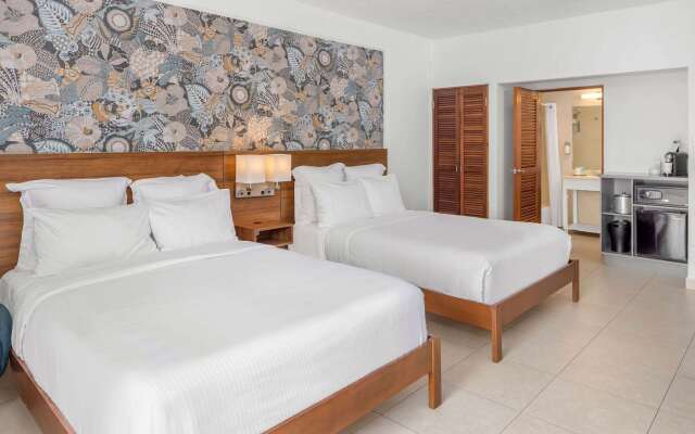 Wyndham Palmas Beach & Golf Boutique Resort