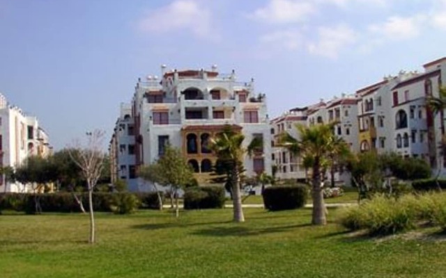 106076 - Apartment in Zahara de los Atúnes