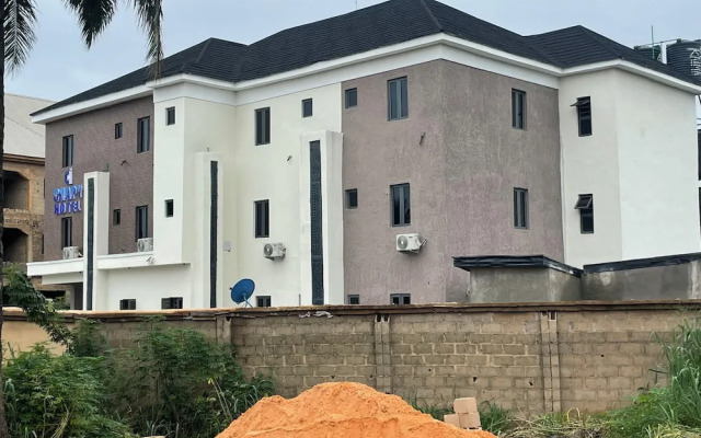 Chapy hotel and suite