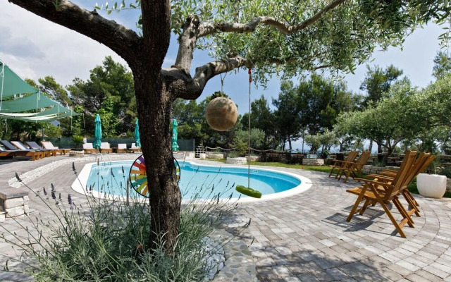 Ark Beach Apartments Next to the Beach in Stobreč