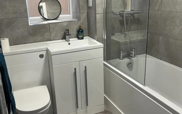 Tranquil New Nottingham Apartment