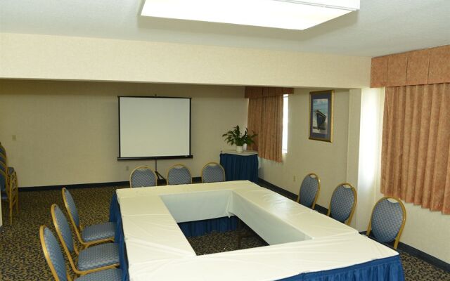 Baymont Inn & Suites Branford/New Haven