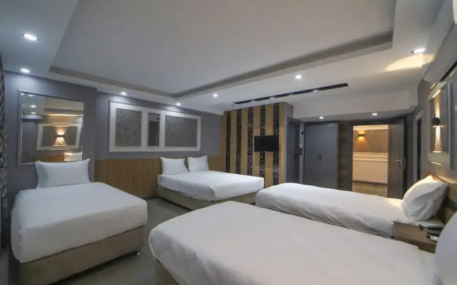 Karaca Otel